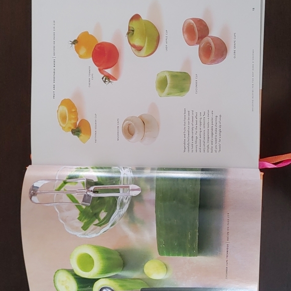 Martha Stewart Hors D'oeuvres Handbook - Picture 4 of 9